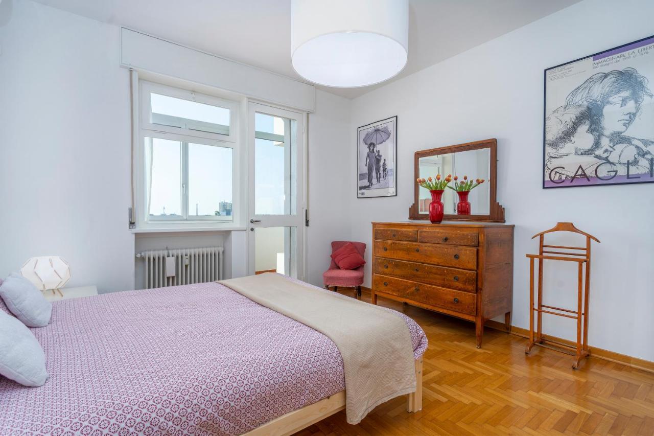 Udine Viale Venezia Huge Red Apartment Экстерьер фото